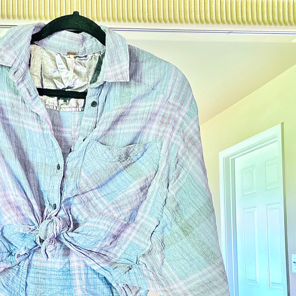 Free People Woven Cropped Plaid Button Down (SM)
